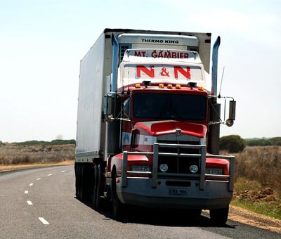 短信验证码轰炸卡盟免费